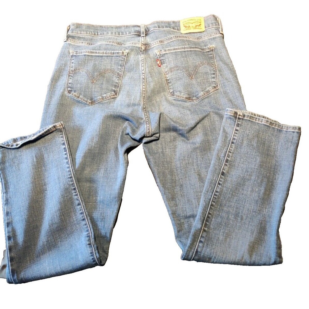 Levis -Womens Classic Boot Mid Rise Jeans - Size 12M W31 L30 Medium Wash - Picture 6 of 8